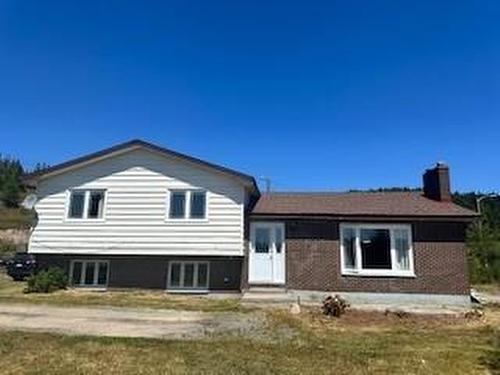 2 Bannisters Hill, Trinity East, NL 