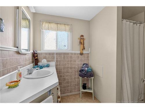 18 De La Mer Blvd, Cocagne, NB 