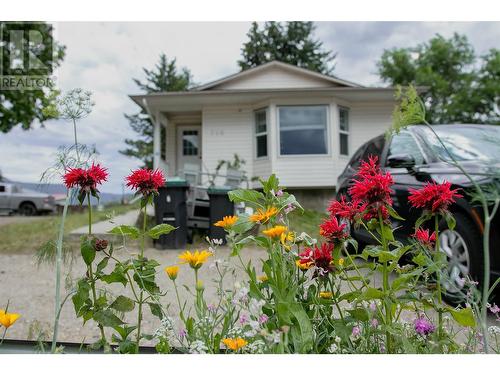 710 IVY Street  Castlegar, BC V1N 2G4