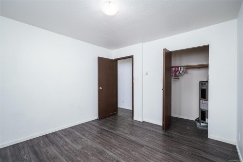 106-611 Macmillan Dr, Sayward, BC - Indoor Photo Showing Other Room