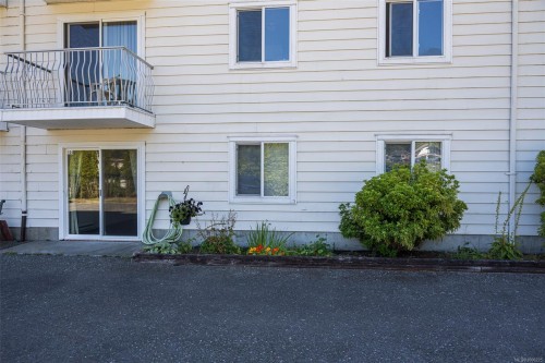 106-611 Macmillan Dr, Sayward, BC - Outdoor With Exterior