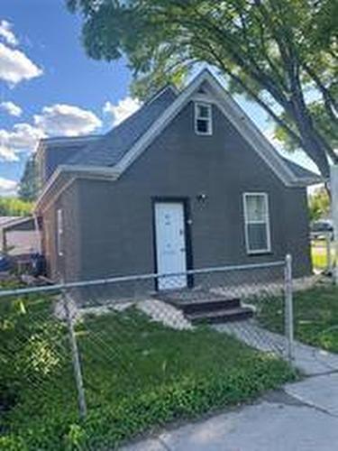 530 Boyd Ave, Winnipeg, MB 