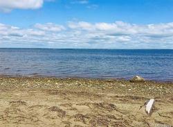 - Point-Aux-Carr RD  Napan, NB E1N 5A1