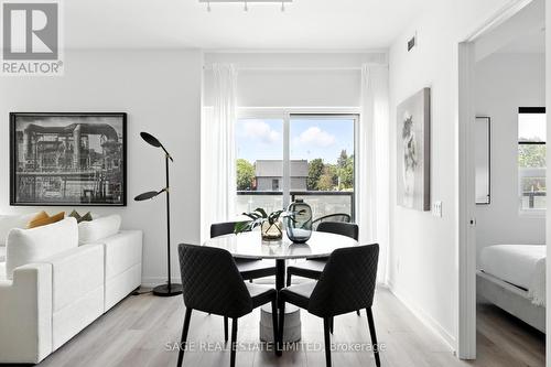 301 - 863 St Clair Avenue W, Toronto, ON - Indoor Photo Showing Dining Room