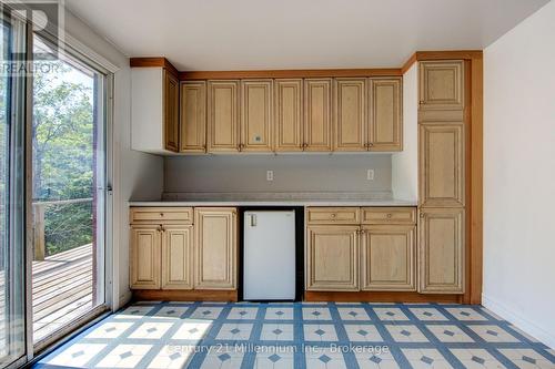 8355 County 9 Road, Clearview, ON - Indoor