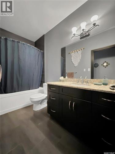 Lazy Dollar Ranch, Brock Rm No. 64, SK - Indoor Photo Showing Bathroom