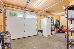 Garage - 
