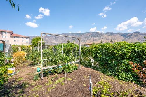 6018 Maple Drive, Osoyoos, BC - Outdoor