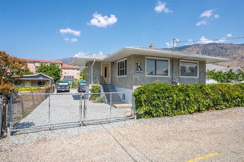 6018 Maple Drive, Osoyoos, BC - Outdoor