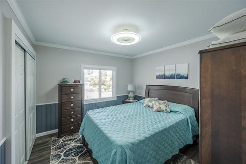6018 Maple Drive, Osoyoos, BC - Indoor Photo Showing Bedroom