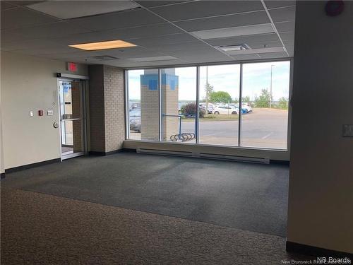 275 Main St, Bathurst, NB 