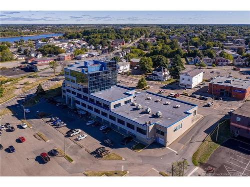 275 Main St, Bathurst, NB 