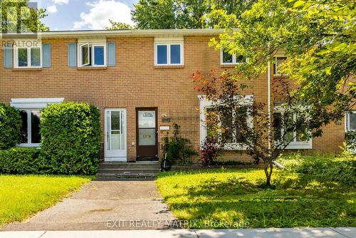 968 MEADOWLANDS DRIVE  Ottawa, ON K2C 0K3
