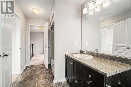 173 Culloden Crescent, Ottawa, ON - Indoor Photo Showing Bathroom
