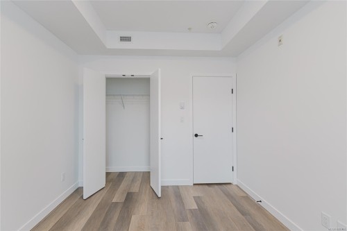 102-3564 A Ryder Hesjedal Way, Colwood, BC - Indoor Photo Showing Other Room