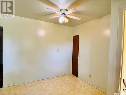 111 Stephens Street, Gainsborough, SK - Indoor Photo Showing Other Room