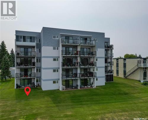 1D 516 River Street E, Prince Albert, SK - Outdoor