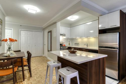 Cuisine - 705-1420 Rue Crescent, Montréal (Ville-Marie), QC - Indoor