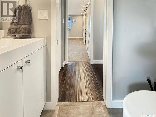 9 275 Alpine Crescent, Swift Current, SK - Indoor Photo Showing Bathroom