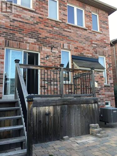 21 Aikenhead Avenue, Richmond Hill, ON - Outdoor