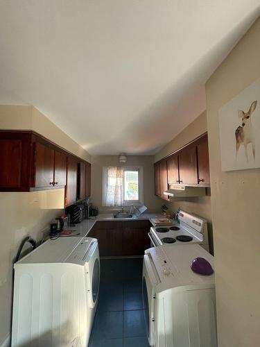 Kitchen - 11804  - 11806 Rue Michel-Sarrazin, Montréal (Ahuntsic-Cartierville), QC - Indoor Photo Showing Laundry Room