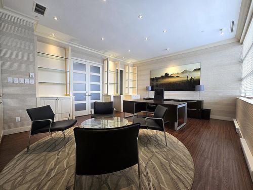 Bureau des secrétaires - 4629 Rue Louis-B.-Mayer, Laval (Chomedey), QC 