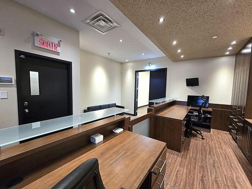 Reception area - 4629 Rue Louis-B.-Mayer, Laval (Chomedey), QC 