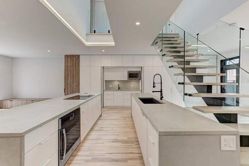 Kitchen - 3910 Rue Bannantyne, Montréal (Verdun/Île-Des-Soeurs), QC - Indoor Photo Showing Kitchen
