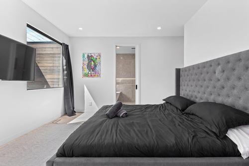 Primary bedroom - 3910 Rue Bannantyne, Montréal (Verdun/Île-Des-Soeurs), QC - Indoor Photo Showing Bedroom