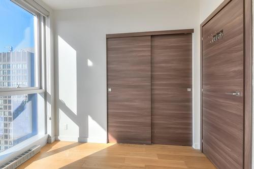 Bedroom - 3301-1450 Boul. René-Lévesque O., Montréal (Ville-Marie), QC - Indoor Photo Showing Other Room