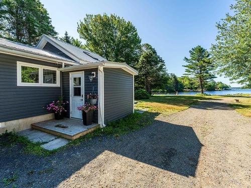 412 Double Lake Road, North Range, NS 