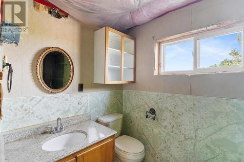 1-2 Balsam Drive, Gambo, NL - Indoor Photo Showing Bathroom