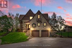 26 EVERGREEN HILL ROAD  Norfolk, ON N3Y 1B8