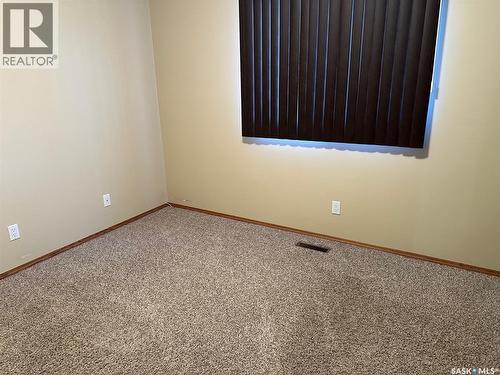 101 1214 3Rd Street, Estevan, SK - Indoor Photo Showing Other Room