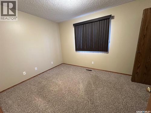 101 1214 3Rd Street, Estevan, SK - Indoor Photo Showing Other Room