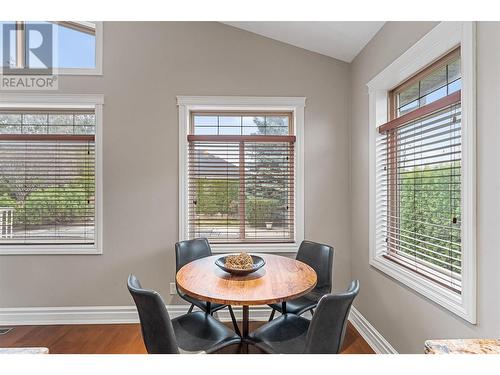 3079 Thacker Drive, West Kelowna, BC - Indoor Photo Showing Dining Room