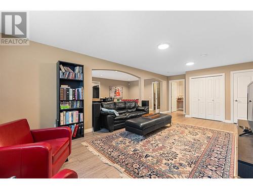 3079 Thacker Drive, West Kelowna, BC - Indoor