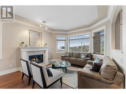 3079 Thacker Drive, West Kelowna, BC - Indoor Photo Showing Living Room With Fireplace