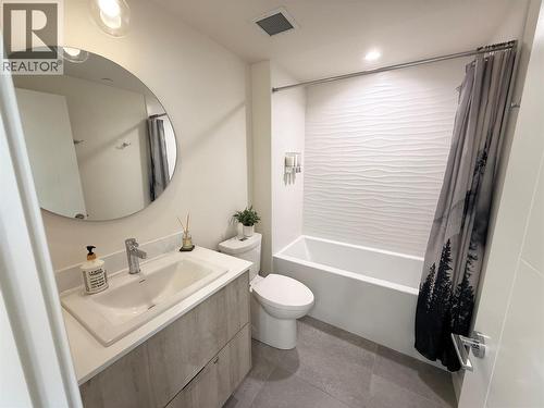 3699 Capozzi Road Unit# 1301, Kelowna, BC - Indoor Photo Showing Bathroom