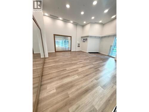 3699 Capozzi Road Unit# 1301, Kelowna, BC - Indoor Photo Showing Other Room