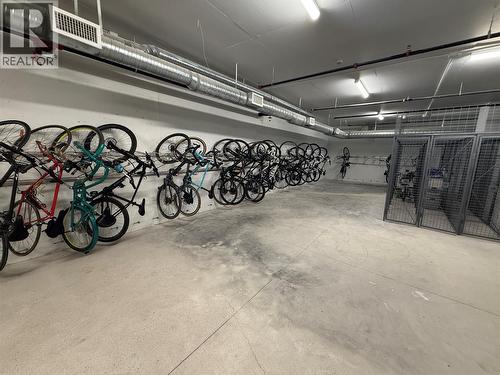 3699 Capozzi Road Unit# 1301, Kelowna, BC - Indoor Photo Showing Garage