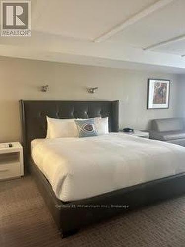 3210-3212 - 9 Harbour Street E, Collingwood, ON 