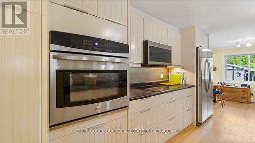107031 Hwy 7 Highway, Madoc, ON - Indoor Photo Showing Kitchen