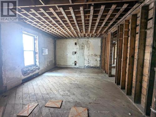 11 Spruce Street S, Timmins (Ts - Se), ON - Indoor Photo Showing Other Room