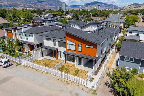 3-840 Grenfell Avenue, Kelowna, BC - Outdoor