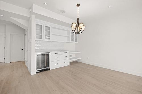 3-840 Grenfell Avenue, Kelowna, BC - Indoor Photo Showing Other Room