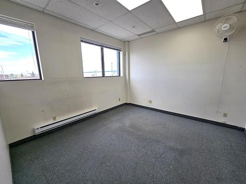 Office - 204-2292 Boul. Industriel, Laval (Chomedey), QC - Indoor Photo Showing Other Room