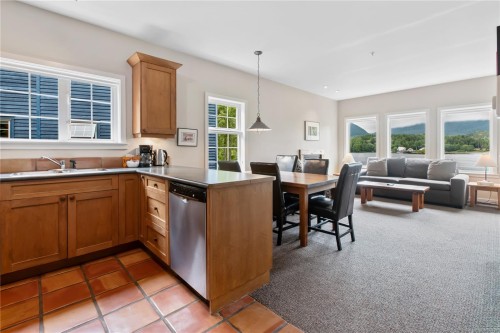 402-1971 Harbour Dr, Ucluelet, BC - Indoor