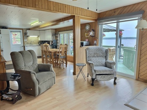 Salon - 845 Ch. De La Pointe, Guérin, QC - Indoor Photo Showing Living Room