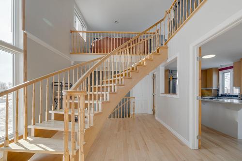 Escalier - 363 Av. Mathieu, Donnacona, QC - Indoor Photo Showing Other Room